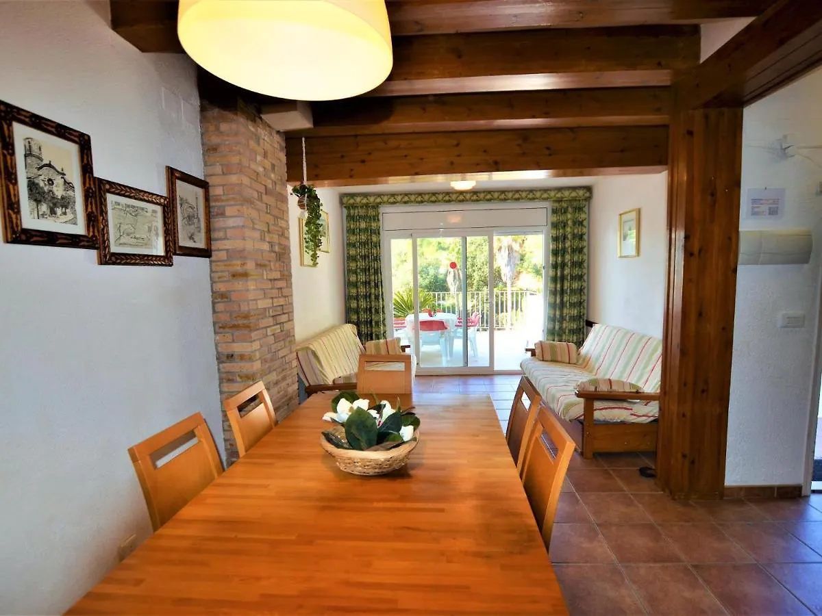 Villa Isabel Lloret De Mar